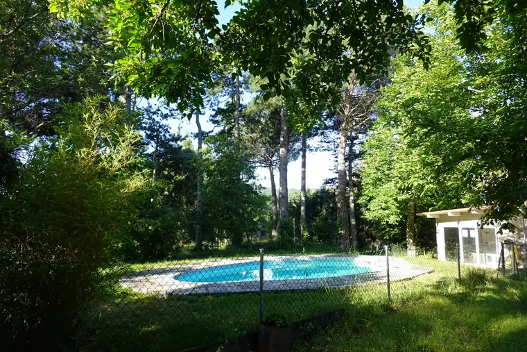 Piscina de A Leira